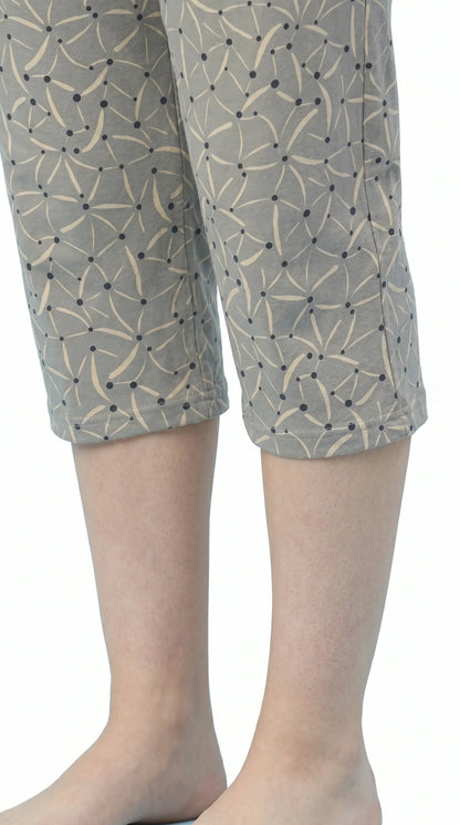 Sage green printed Hosiery Cotton Capri for Women | Kidley