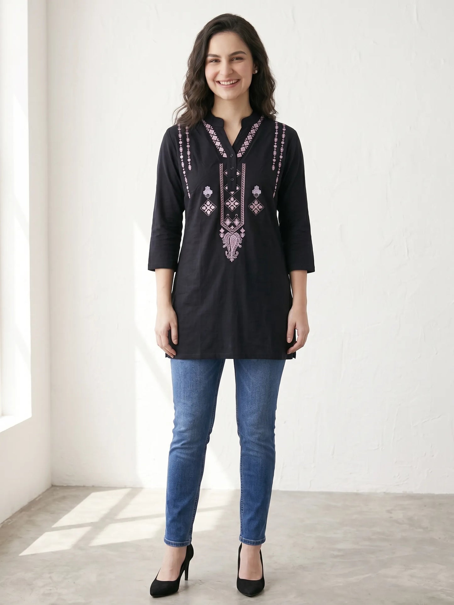 Black printed Short Kurti Tunic Tops for Women's | Kidley